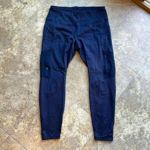 Women’s Large blue Cozecore fleece lined old navy leggings with pockets! Worn 1x